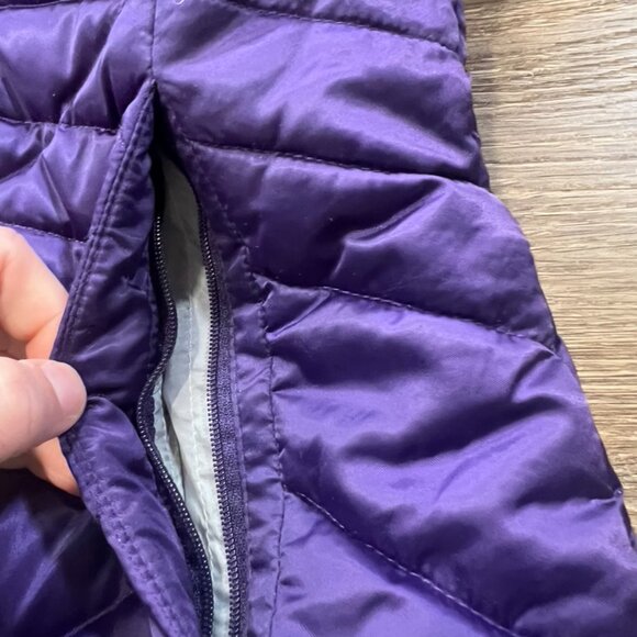 The North Face Women's Aconcagua 550 Fill Down Vest Sz XS Purple Warm Puffer - Picture 3 of 13